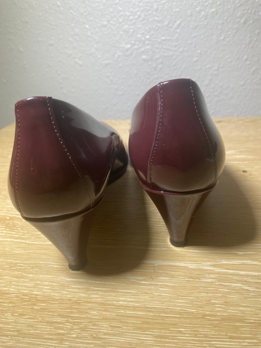 ECCO Danish Design Leather Pumps Heels Burgundy sz 38 EU 7-7.5 M